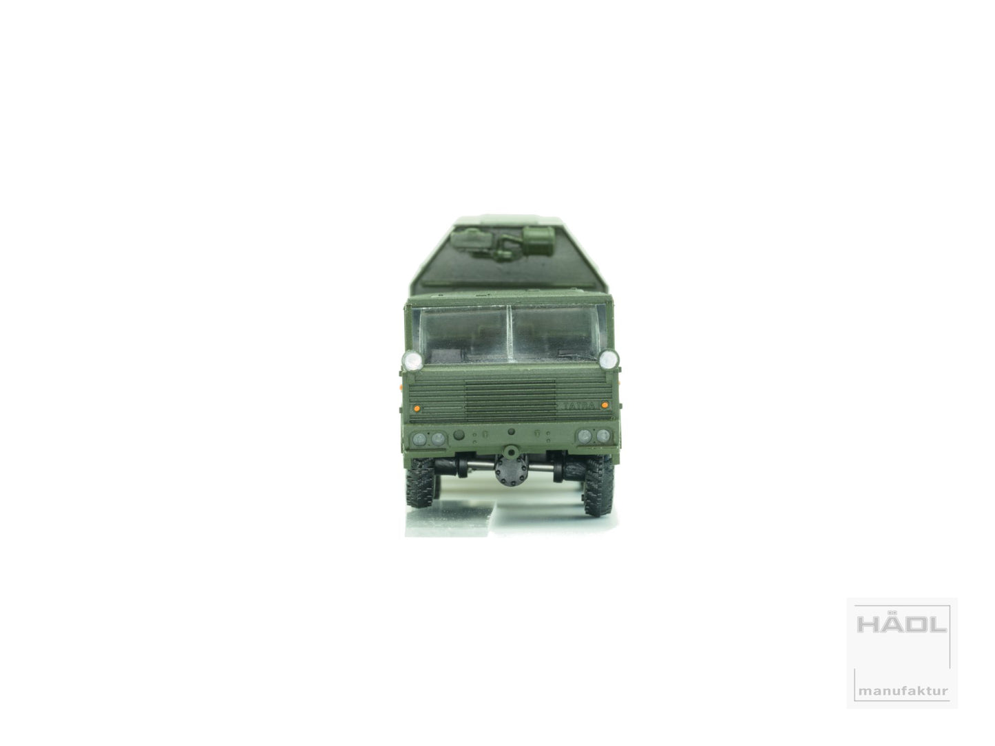 Tatra 813 8x8  LAK II,  militärgrün